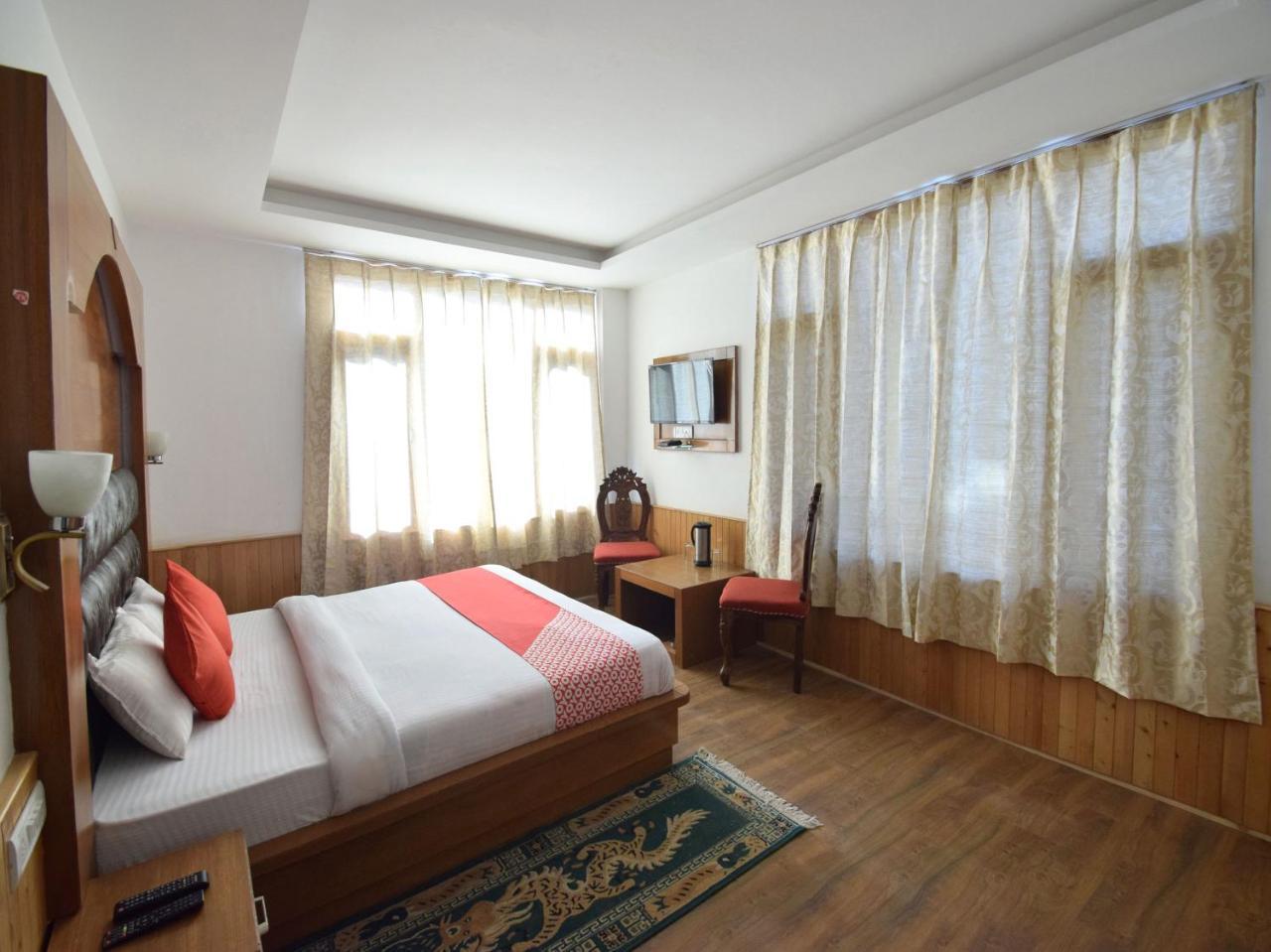 Oyo 10255 Hotel Red Apple Манали Экстерьер фото